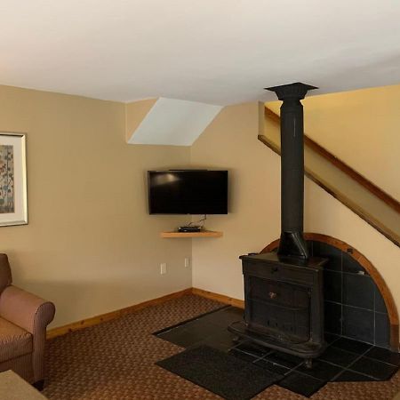 Pocono Villas Resort Ийст Страудсбърг Екстериор снимка