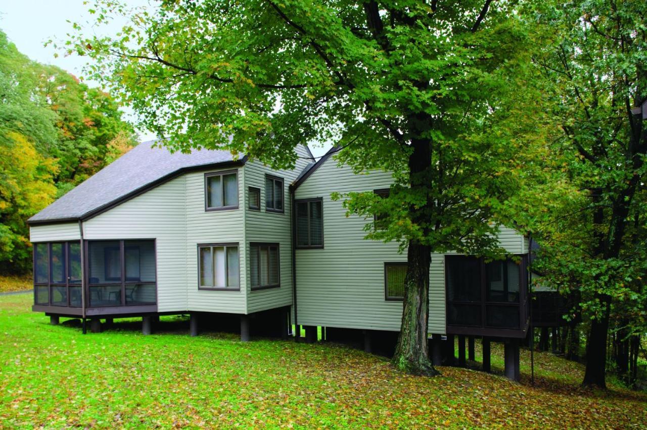 Pocono Villas Resort Ийст Страудсбърг Екстериор снимка