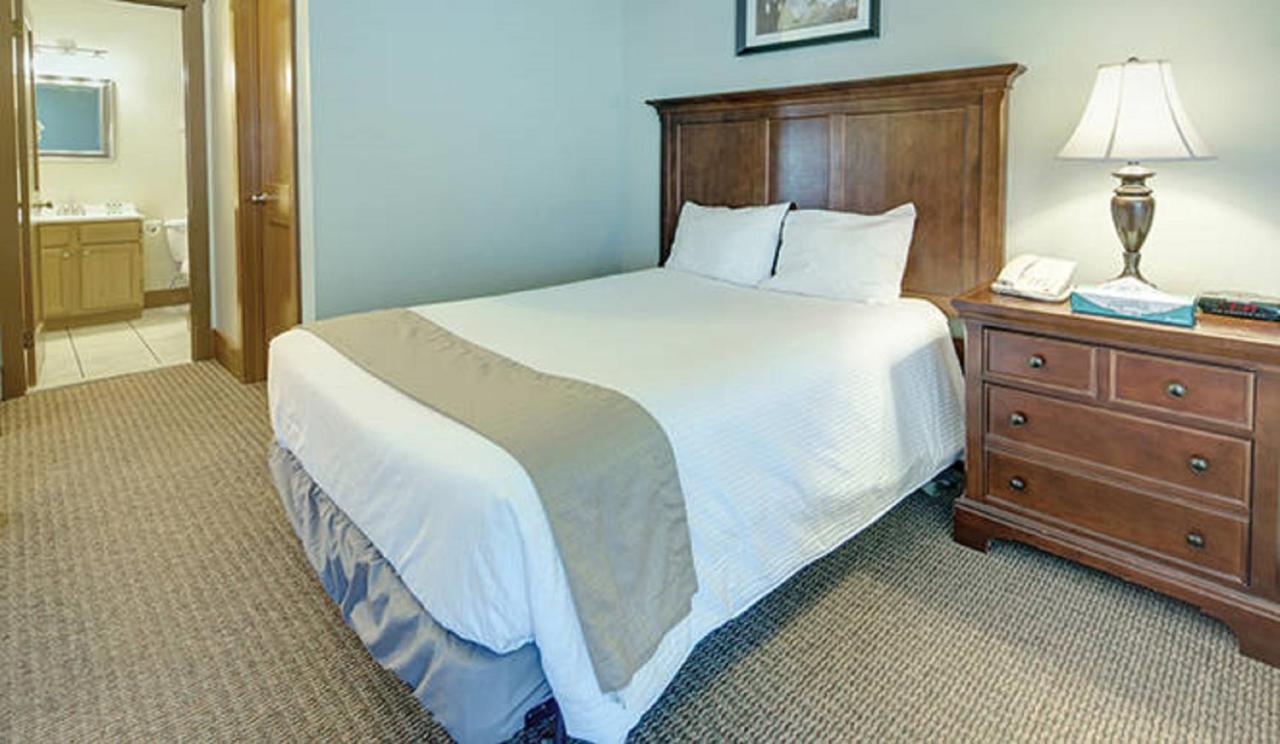 Pocono Villas Resort Ийст Страудсбърг Екстериор снимка