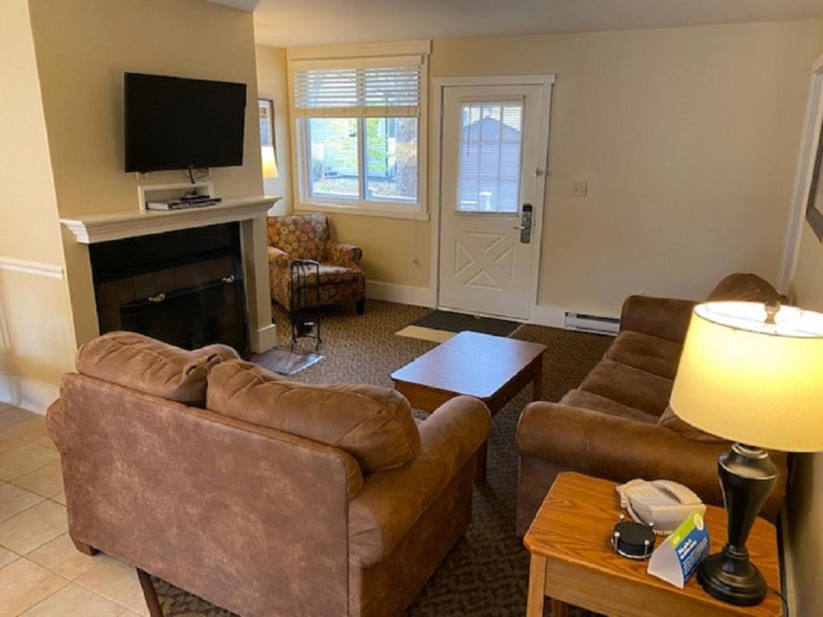 Pocono Villas Resort Ийст Страудсбърг Екстериор снимка